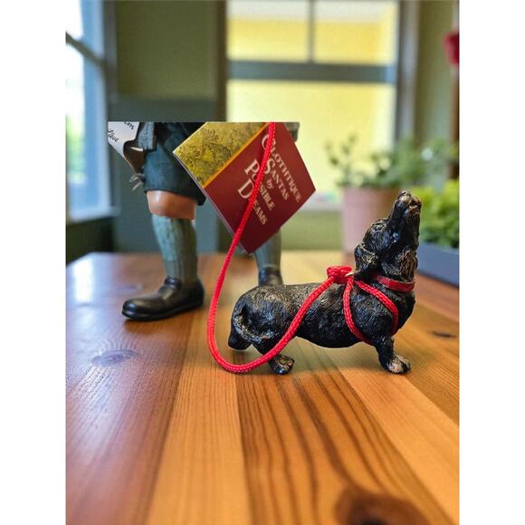 Clothtique By Possible Dreams Santa With Dog Dachshund - Picture 3 of 4